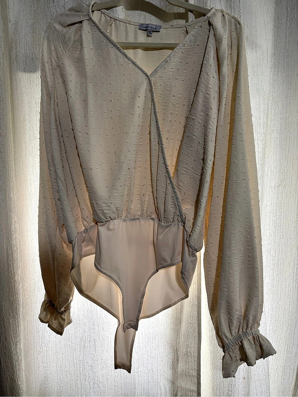 White Birch Textured Long Sleeve Bodysuit XL Like New